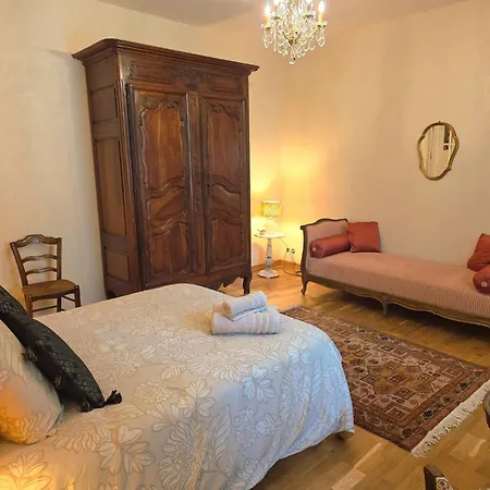 Maison De Charme Hyper-centre بيت للعطل سانت أفريك