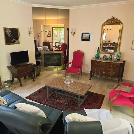Maison De Charme Hyper-centre بيت للعطل *